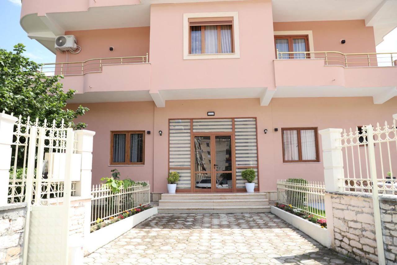 Hotel Vila Maledhi Berat Dış mekan fotoğraf